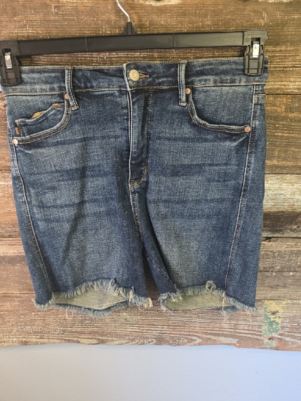 Judy Blue womens cutoff shorts, Size L